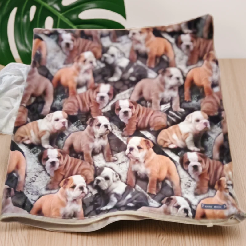 Kissenhülle 50x50 cm – Hundedruck, dekorativ & pflegeleicht