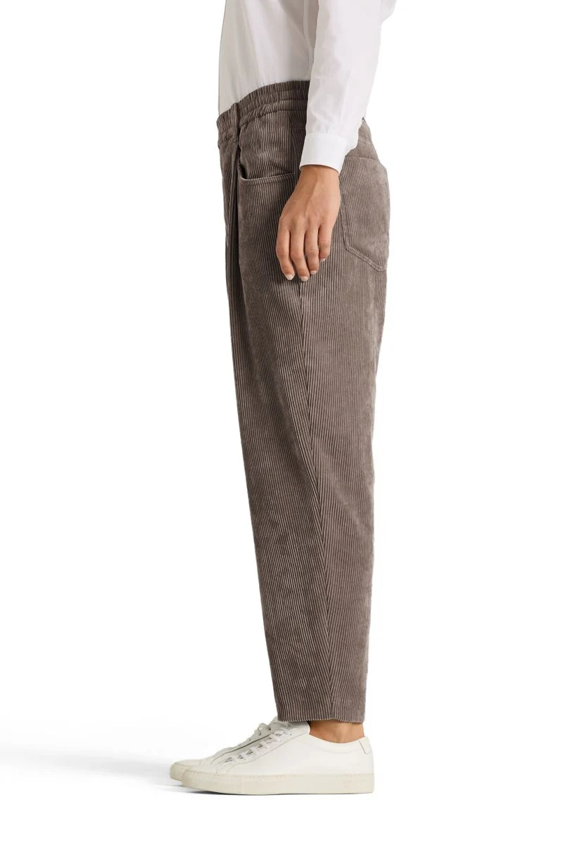 Orchid five pocket