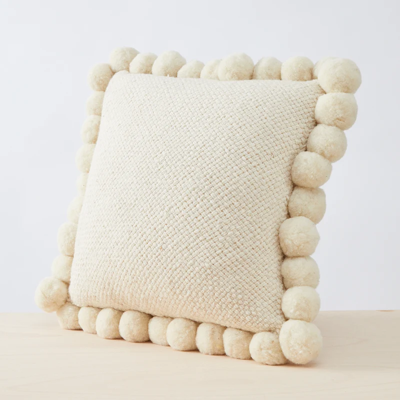 Salta Pom Pom Kissen, Medium