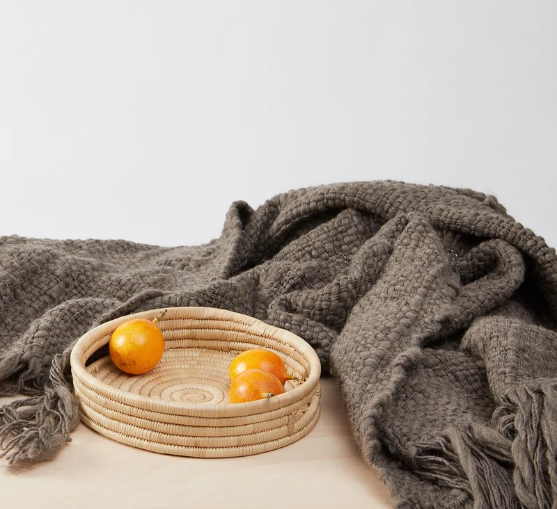 Handgewebte Merino Wolldecke Sueño, Grau-Braun