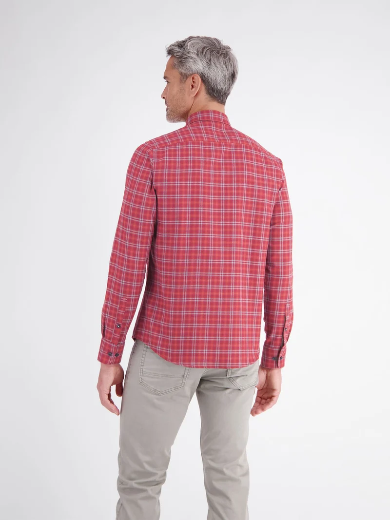 BUTTON DOWN