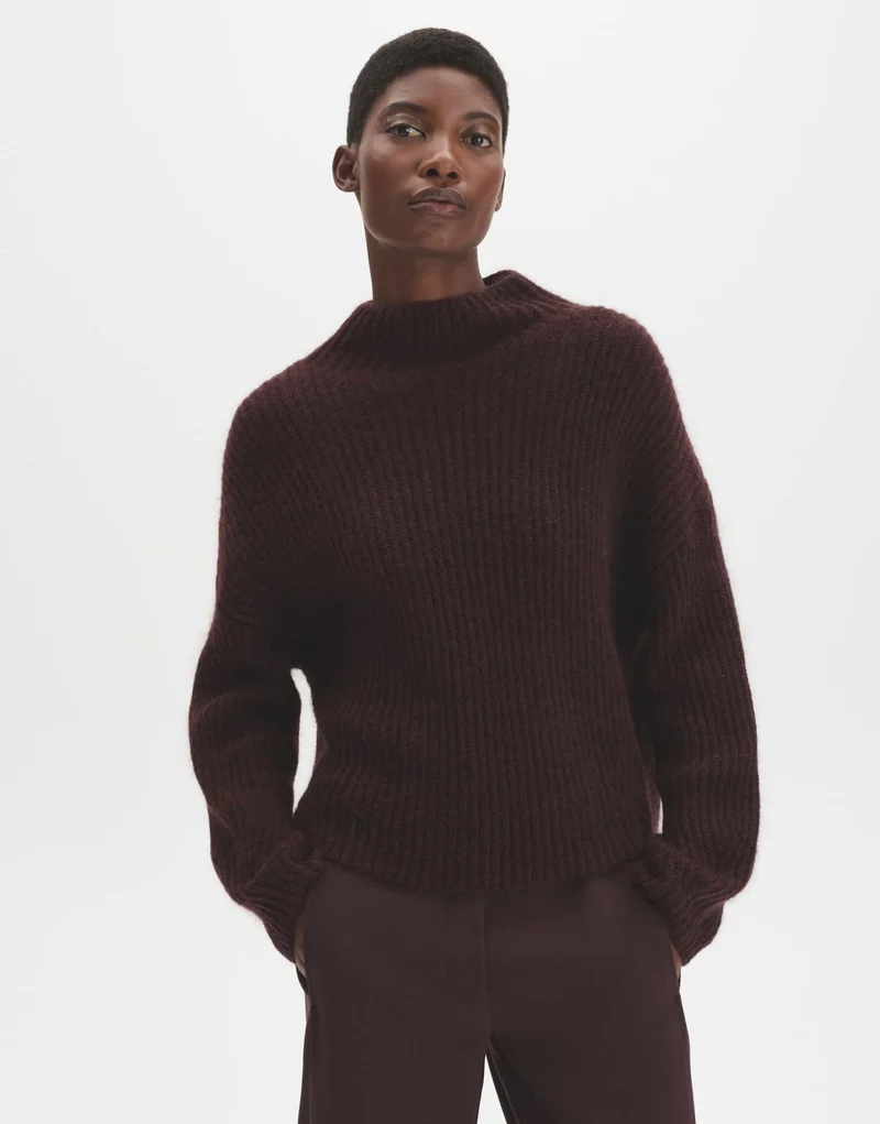 Talissa, mahogany
