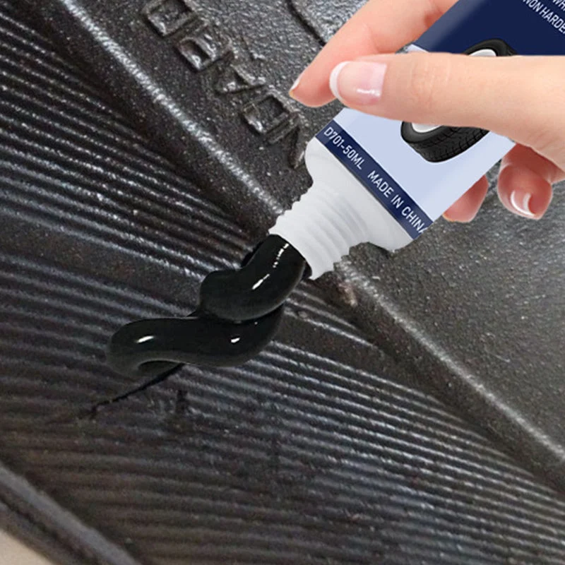 GripDichtung™ Dichtet Reifenrisse ab