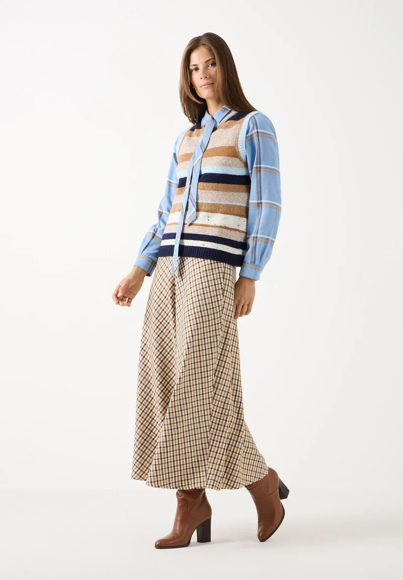 Karobluse mit Schleife