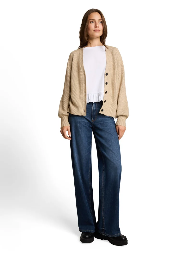 Oversize Cardigan mit V-Ausschnitt