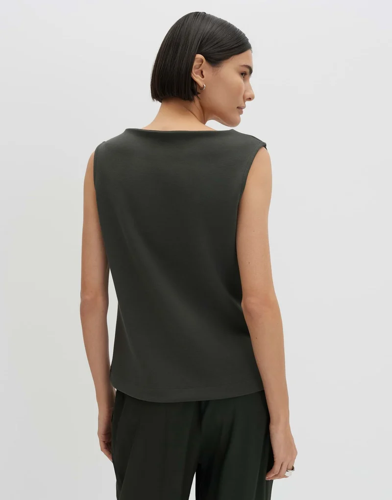 Ukaida soft, midnight olive