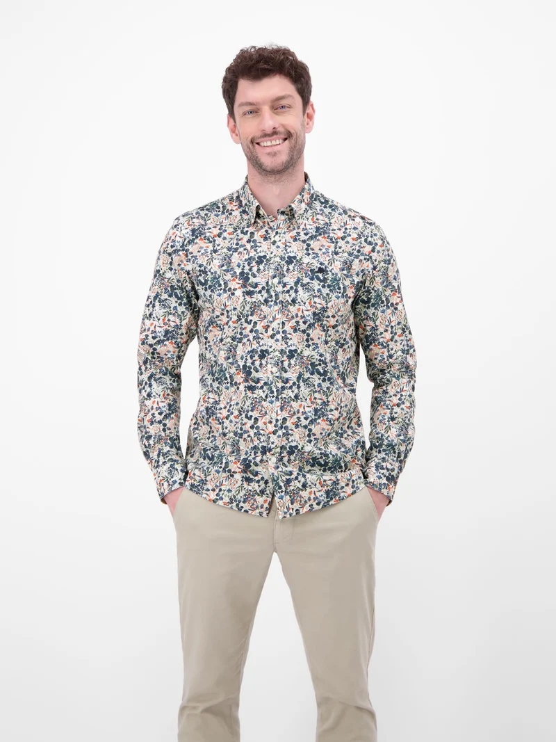 BUTTON DOWN