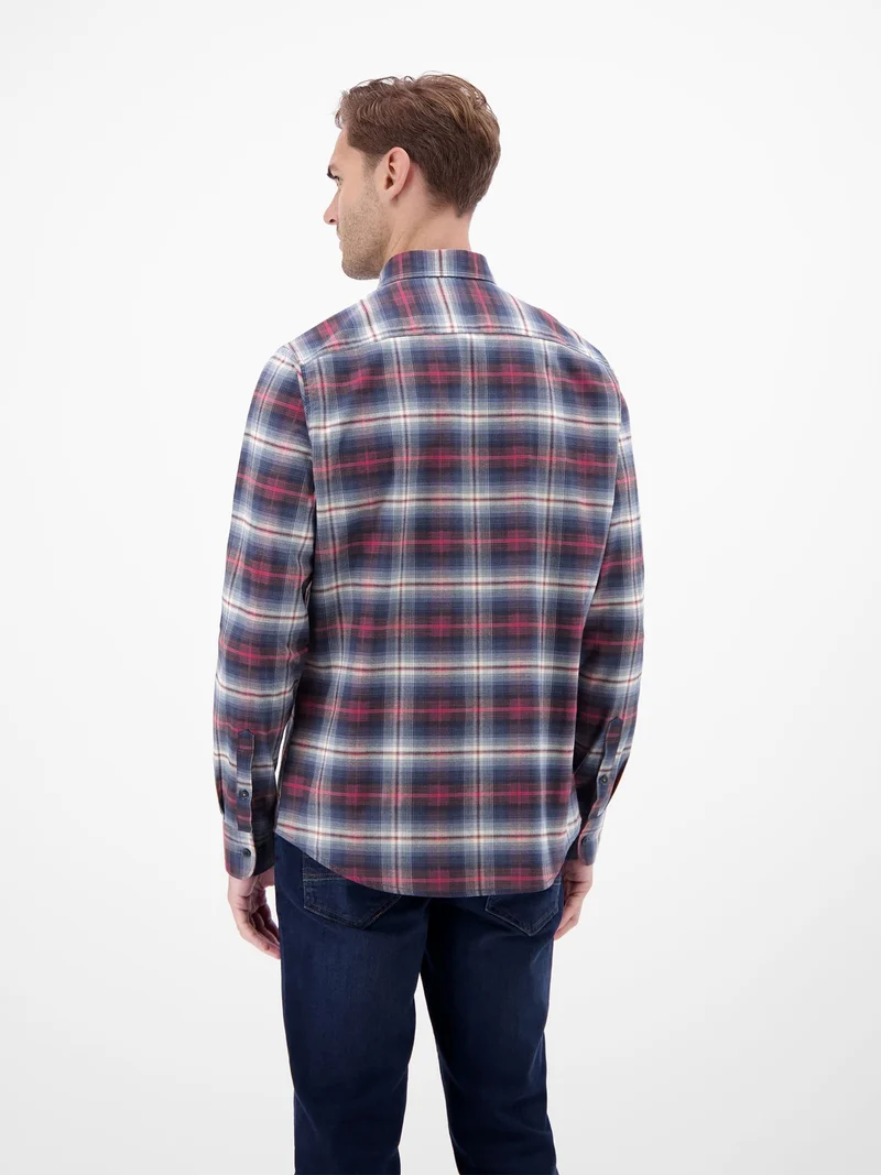 BUTTON DOWN