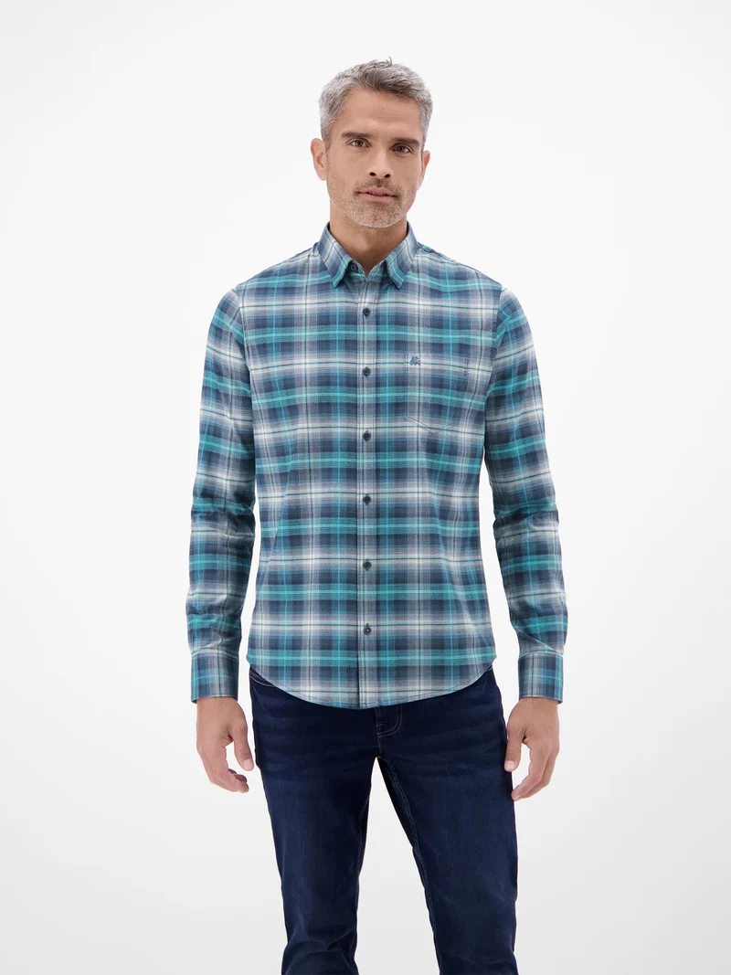 BUTTON DOWN