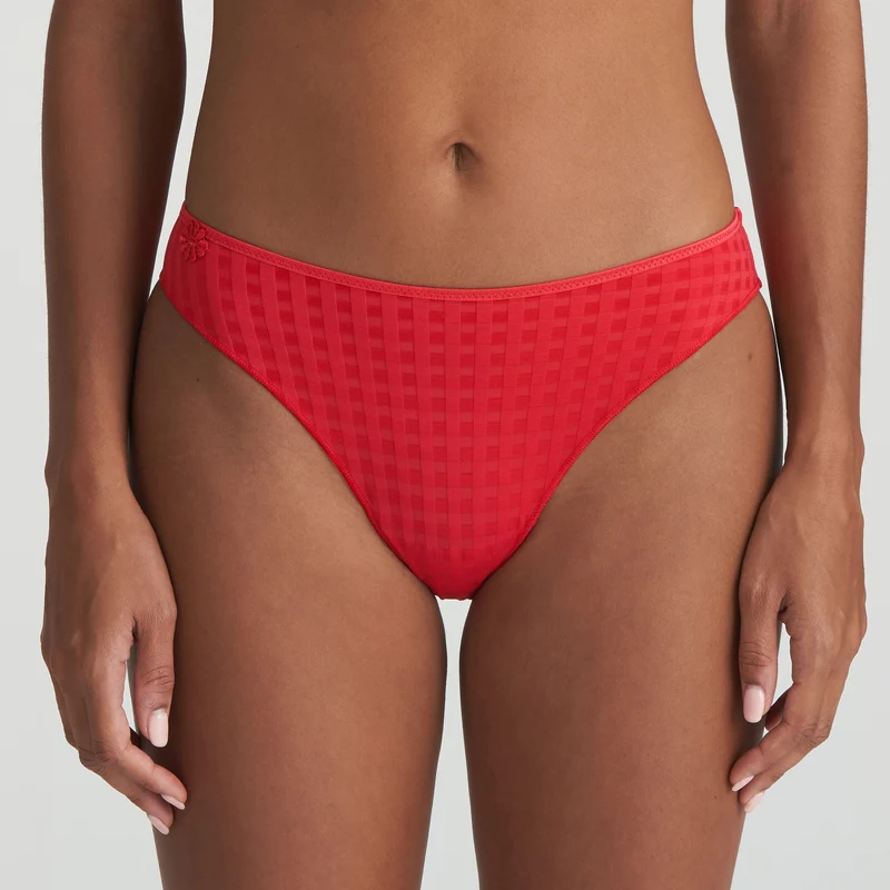AVERO scarlet Rioslip