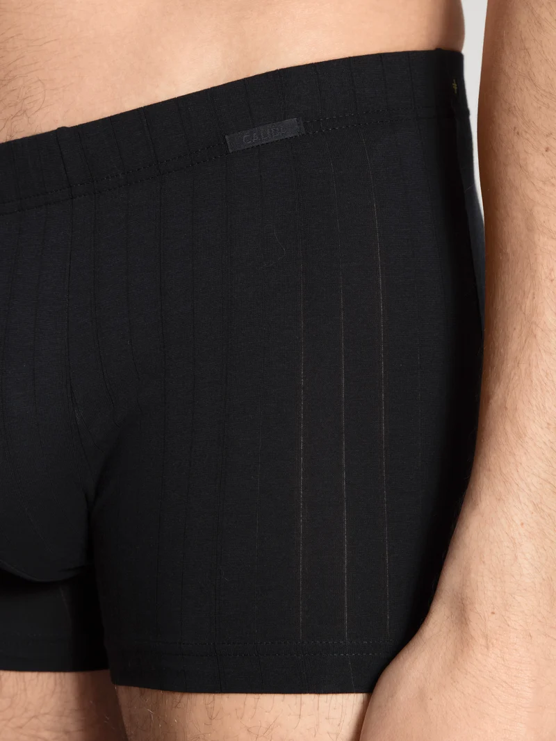 New Boxer mit überzogenem Bund