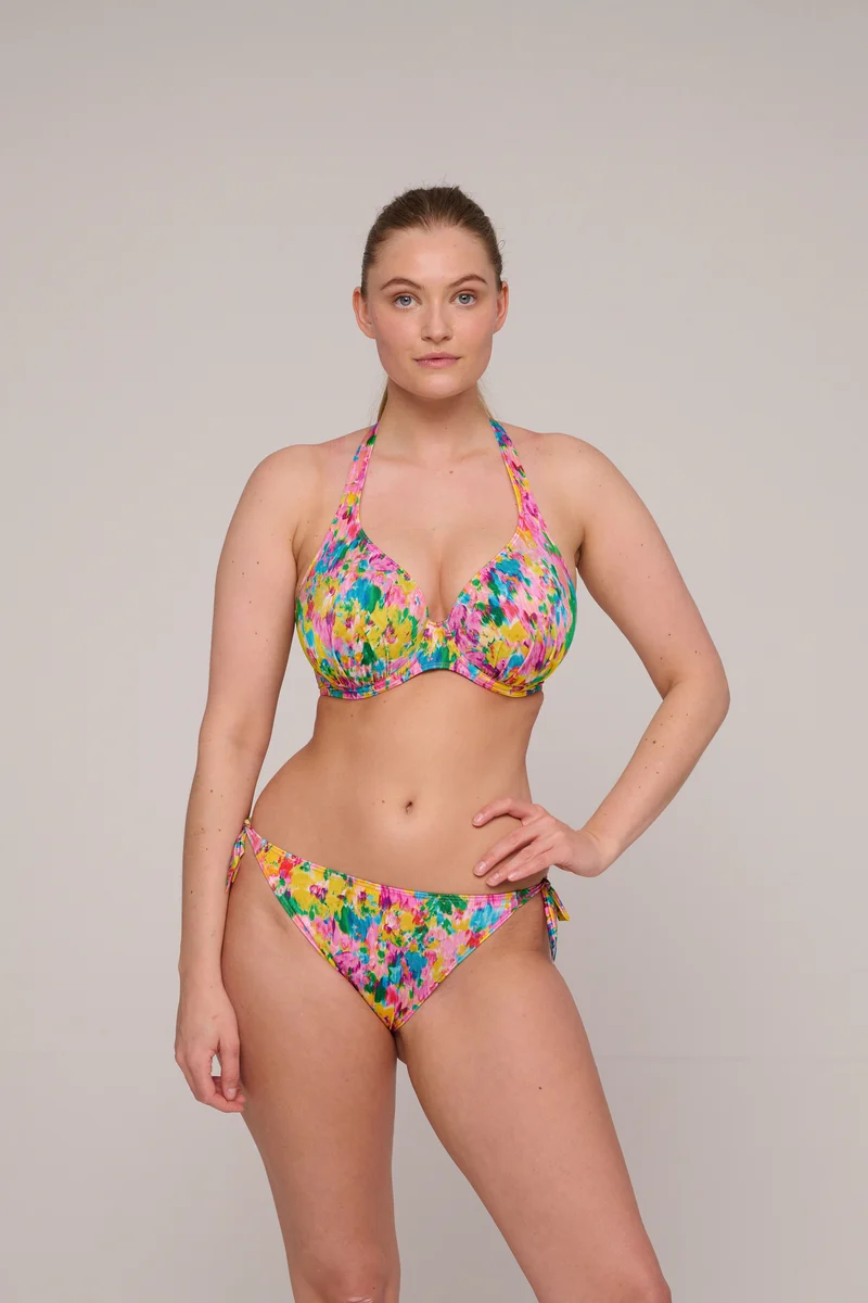 UBUD sun glow halb unterlegter Bikini tief.