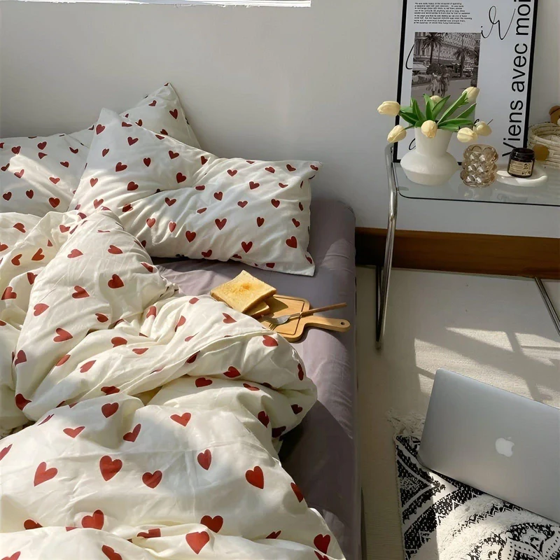 Bettwäsche-Set mit Herzmotiv | Bettbezug aus 100 % Baumwolle mit Reißverschluss für Einzel- und Doppelbett | Waschbar bei 40 °C