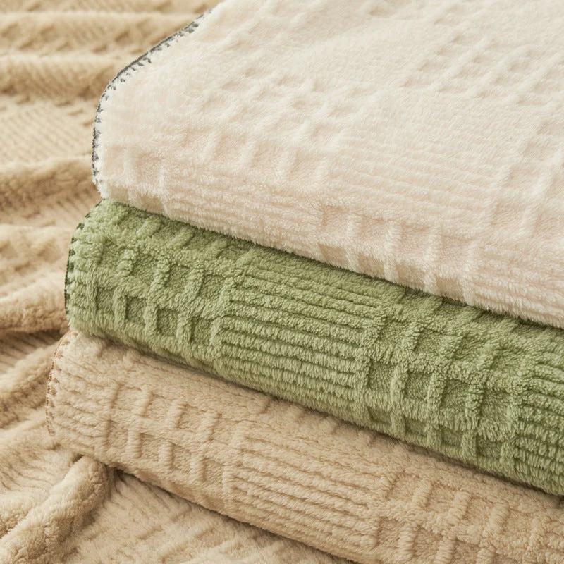Texturierte Kuscheldecke | Weiche Plüschdecke mit Strukturmuster für Sofa, Bett und Wohnbereich | Maschinenwaschbar