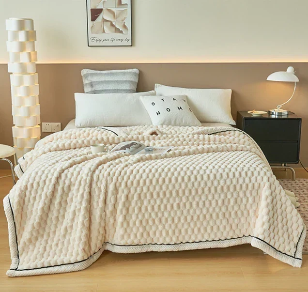 Kuscheldecke ultraweich | Flauschige warme Decke für Sofa und Bett | Maschinenwaschbar und für alle Jahreszeiten geeignet