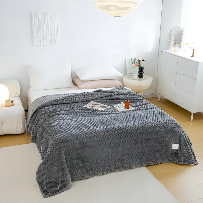 Kuscheldecke Mikrofaser | Superweiche warme Decke für Sofa und Bett | Wärmeisolierend und waschbar bei 30 °C