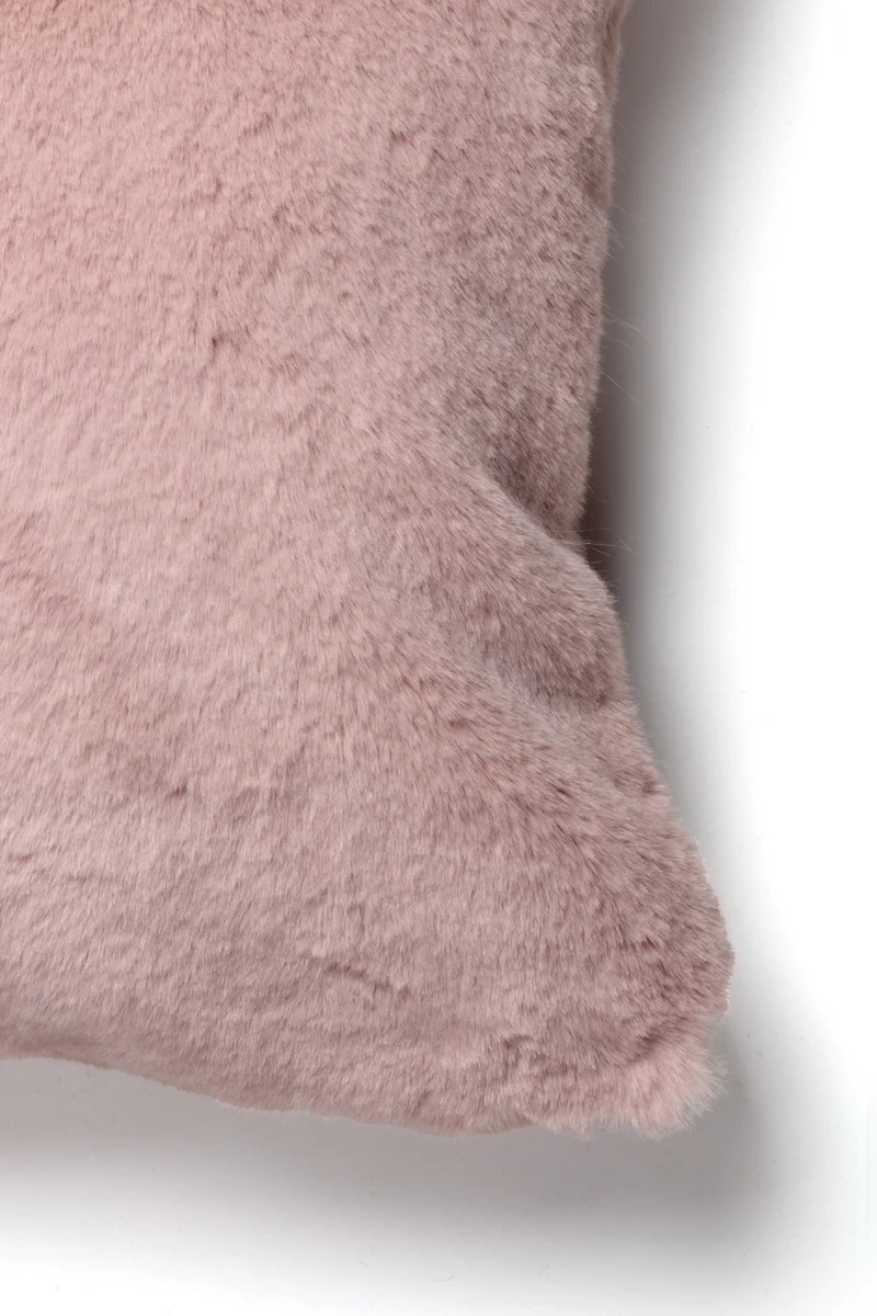 Fluff Cushion "Fluff" - Blush