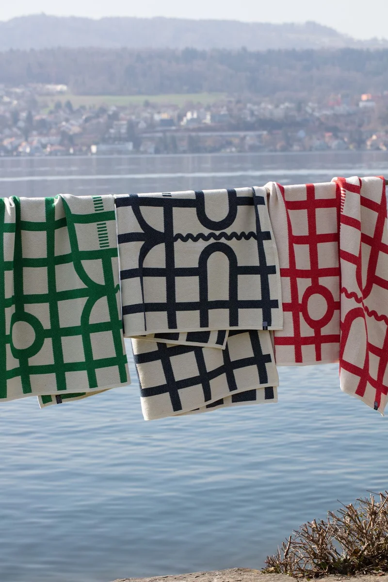Cotton Blanket “Maglia” Red by Paolo Giacomazzi