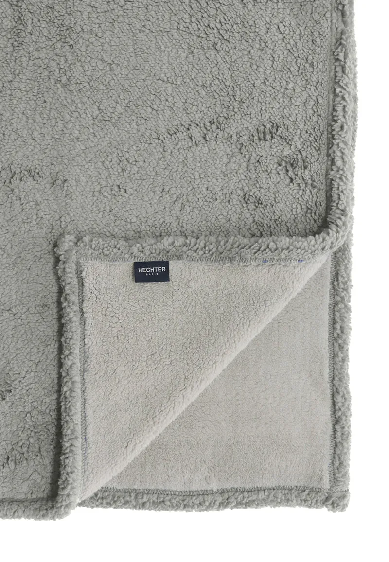 Sherpa Wohndecke aus weichem Fleece | Wendedecke mit glatter Rückseite, breitem Saum und waschbar bis 60 °C für Sofa und Bett