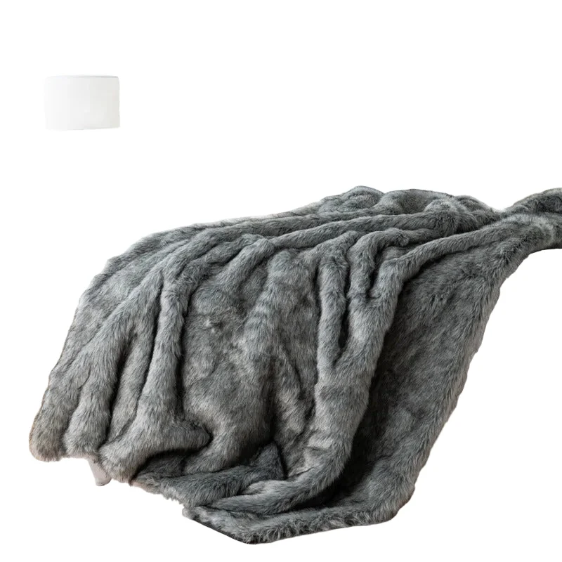 Kunstfell Winterdecke | Weiche flauschige Decke in Felloptik für Sofa und Bett | Dicke wärmende Kuscheldecke für kalte Tage