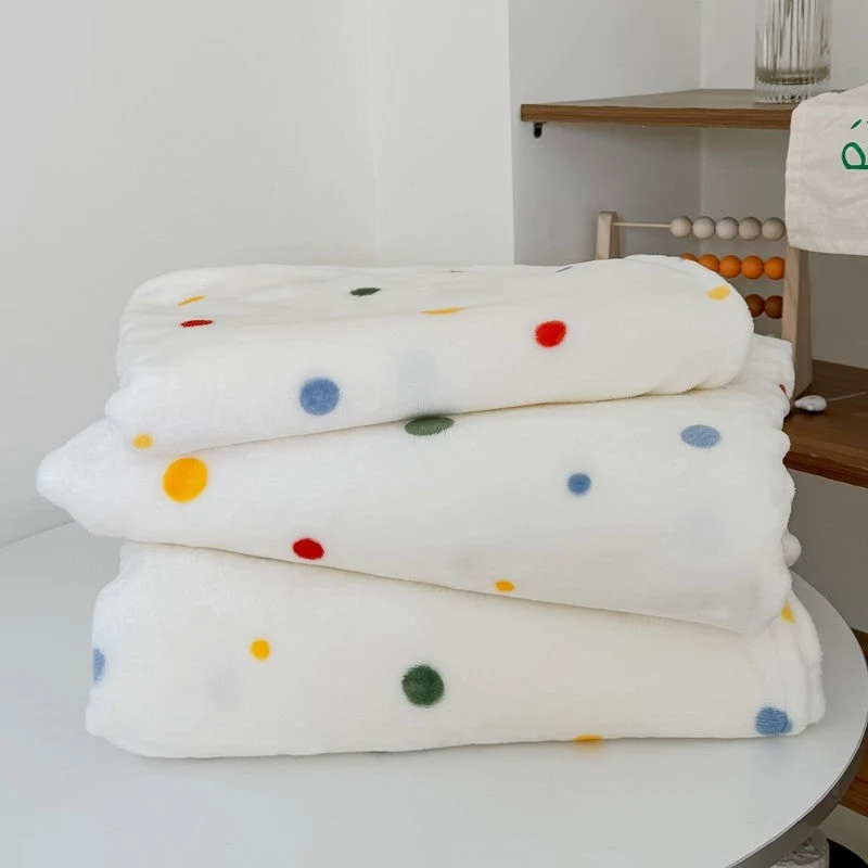 Flauschige Kuscheldecke | Weiche Plüschdecke mit Punktemuster für Sofa, Bett, Picknick und Camping | Maschinenwaschbar