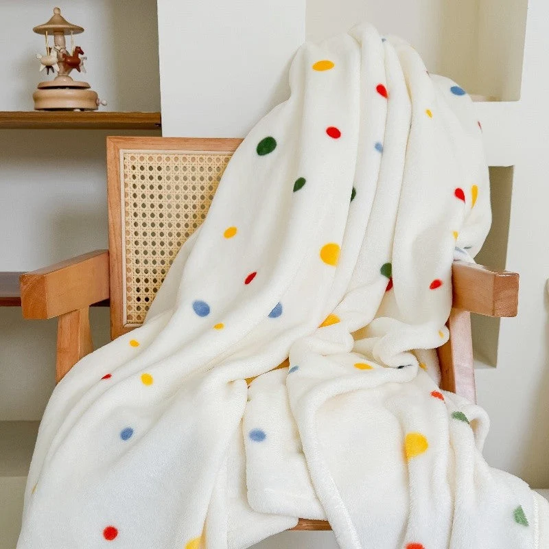 Flauschige Kuscheldecke | Weiche Plüschdecke mit Punktemuster für Sofa, Bett, Picknick und Camping | Maschinenwaschbar