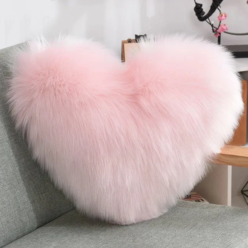 Herz Kissen flauschig 50 × 40 cm | Weiches Sofakissen aus Polyester in Herzform für Sofa, Bett und gemütliche Wohnakzente