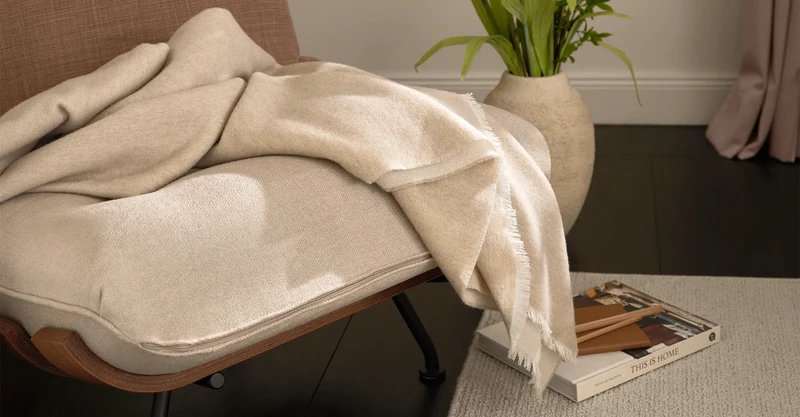 Plaid mit Kaschmir, DINA Beige