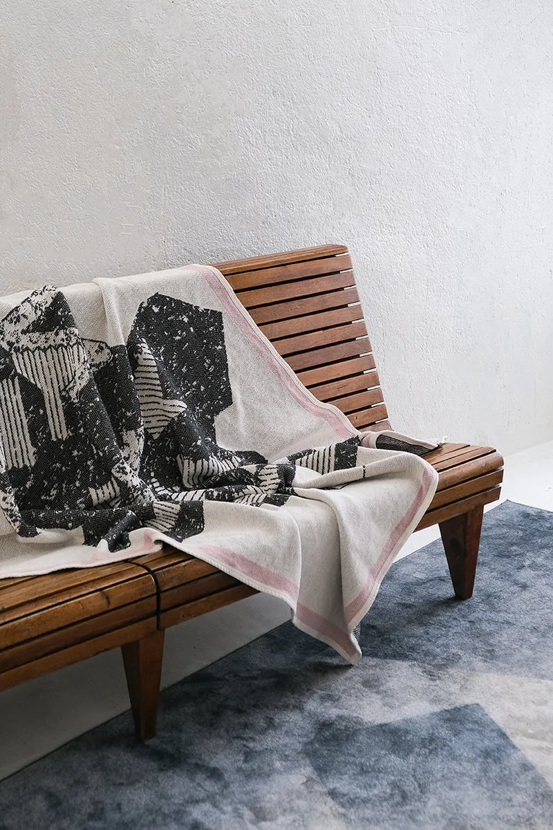 Cotton Blanket "Zukki"by Zukunft x ZigZagZurich - Limited Edition