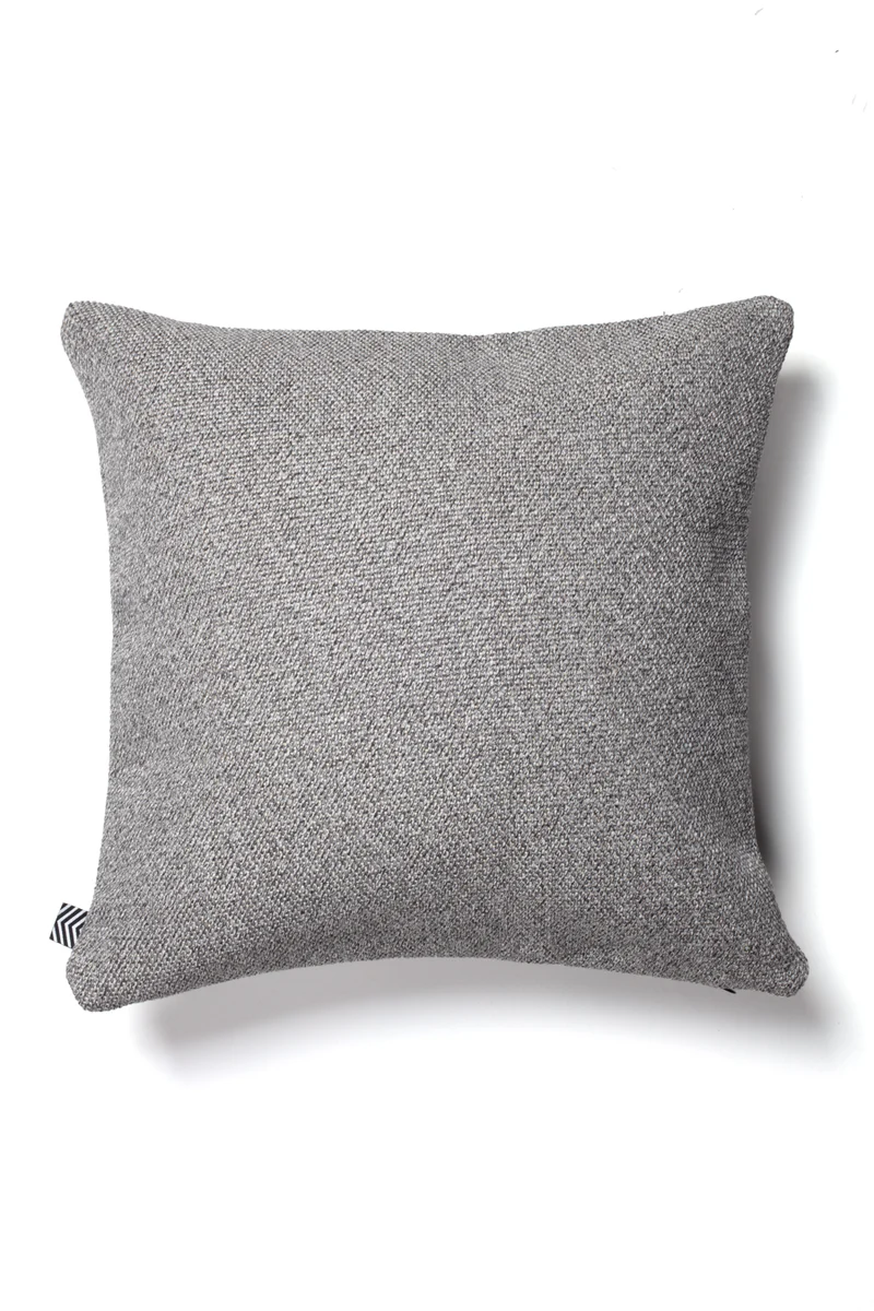 Twisted Cushion "Zuyo" - Steel