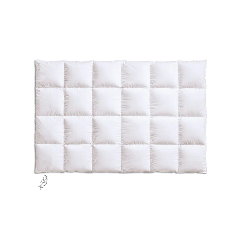 Warme Daunen Bettdecke ""Elegance 700"warm"