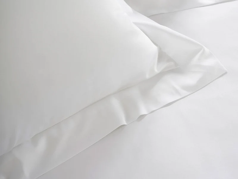Satin Bettwäsche 1000 TC "Capela White"