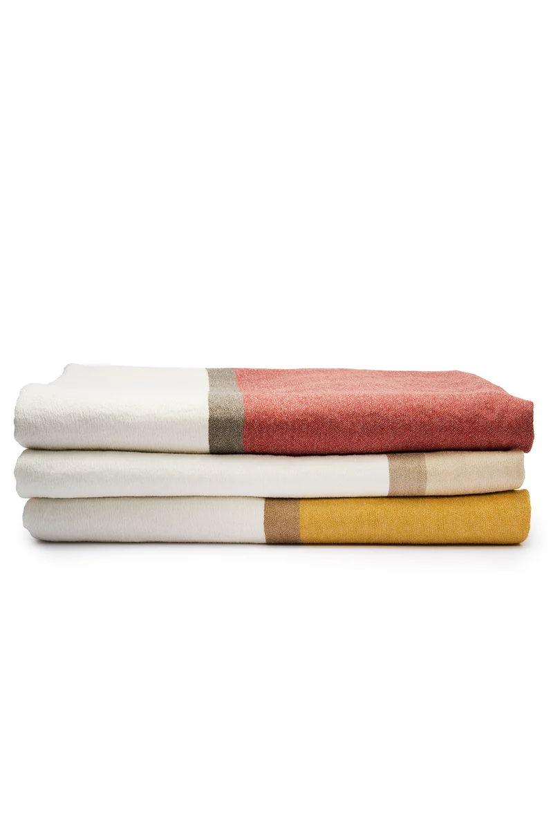 NESSO Bedspread in Sand
