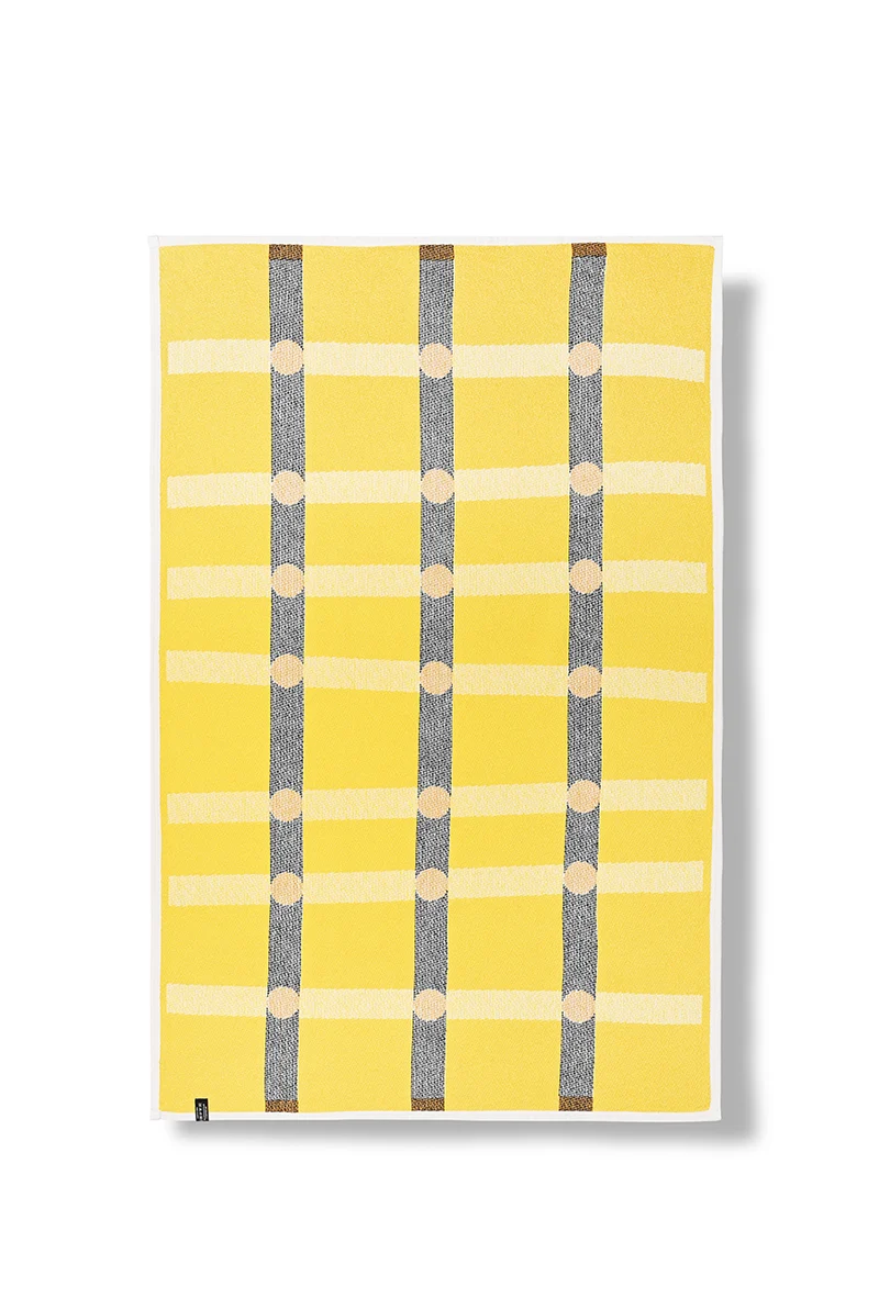 Cotton Beach Towel / Mini Blanket “Shake your move” by Federico Angi