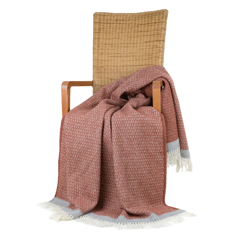 Wolldecke | Weiche Bio-Lammwolldecke mit Fransen und feinem Muster für Sofa und Bett