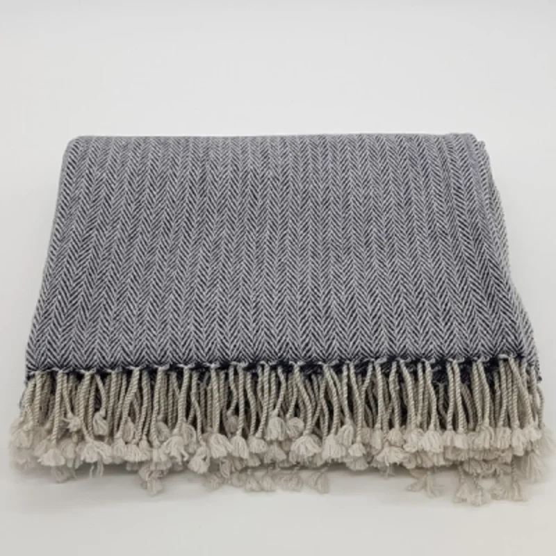 Decke mit Fischgrät-Muster