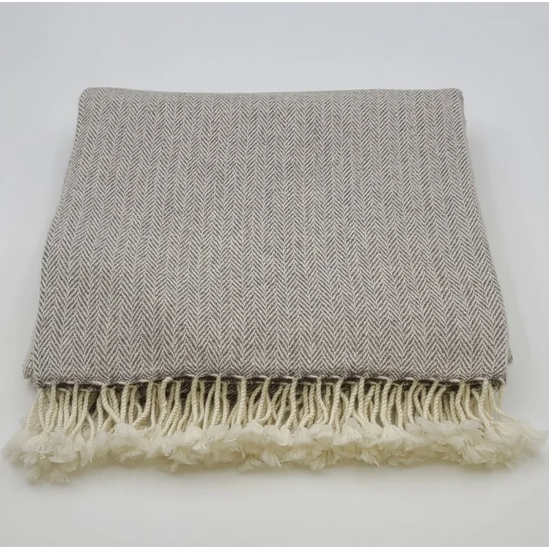 Decke mit Fischgrät-Muster