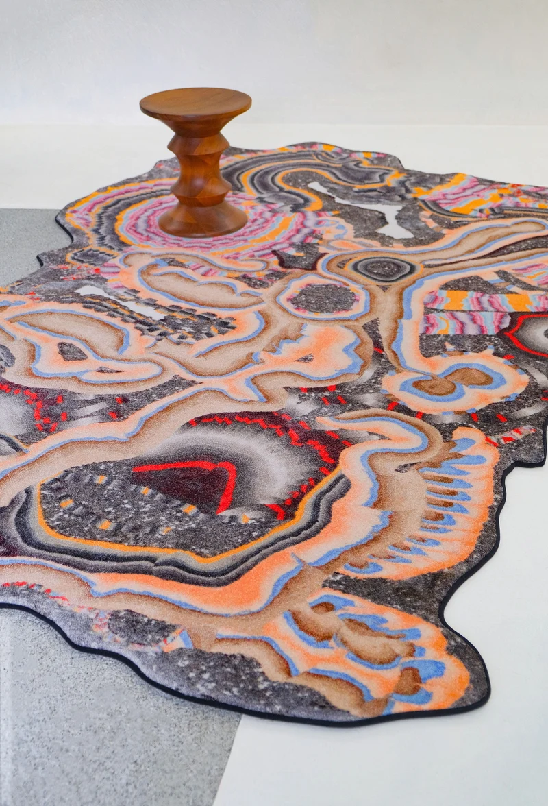 "BAUBAU Fossil psychic " Recycled Artist Rug by Kerstin Brätsch - Col Fossil