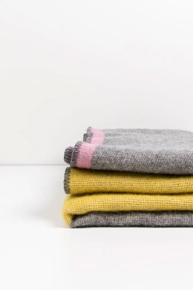 Wool Blanket "Konstructiv" by Michele Rondelli