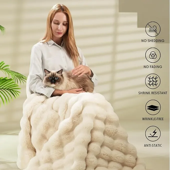 Kuscheldecke | Weiche Plüschdecke für Sofa, Bett und Wohnzimmer