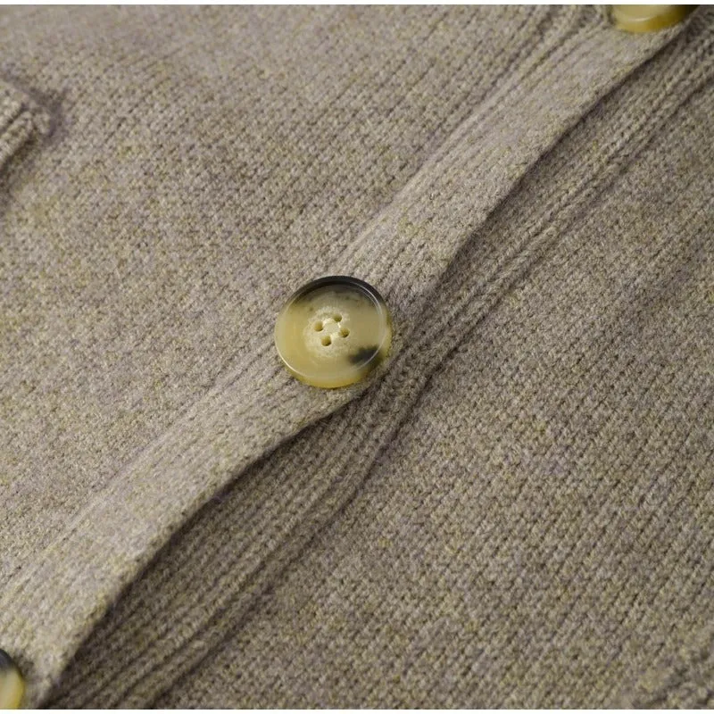 Elma | Klassische gestrickte Damenstrickjacke