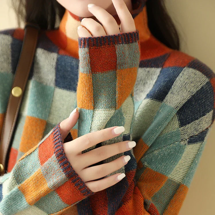 Hilda | Bunter Damenpullover mit ausdrucksstarkem Design