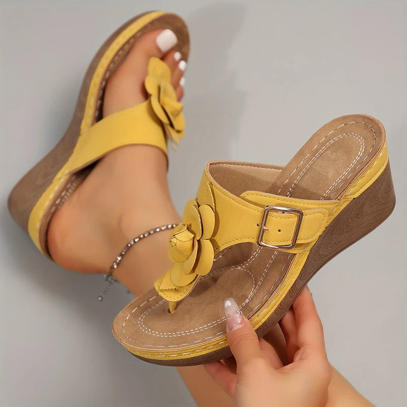 Floranya™ – Damen Plateau Sandalen mit Elegantem Blumendetail und Komfort