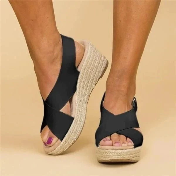 W&W – Bequeme Sommersandalen