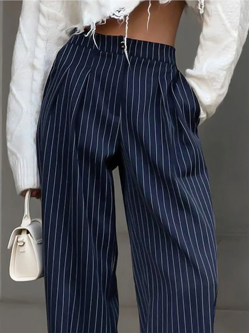 Isalie | Chic Nadelstreifen Plissee Design Damenhosen