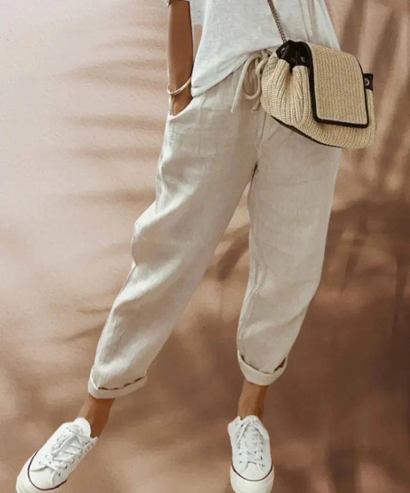 Celia | Stylish Casual Fit Damenhosen
