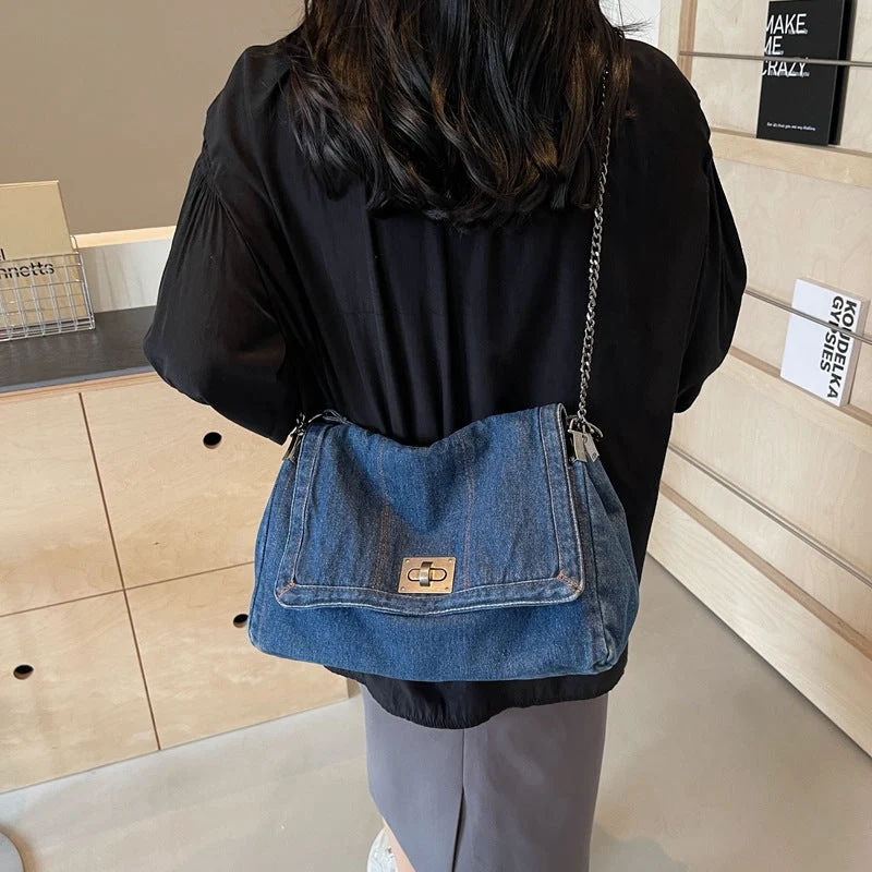 Retro Schultertasche mit großer Kapazität und Kettenriemen