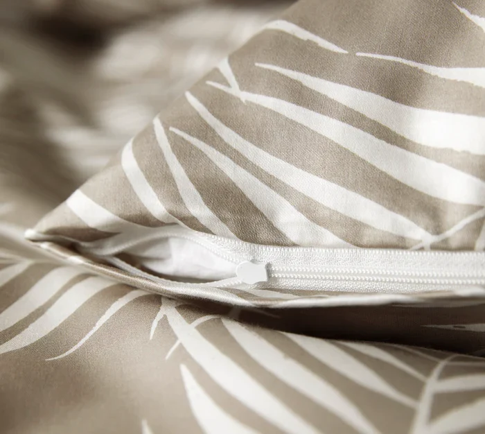 Elegante Mako-Satin Bettwäsche Maison Leaves