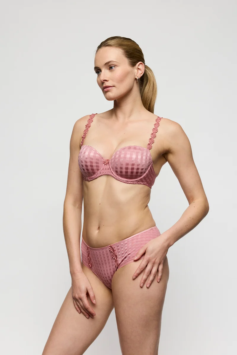 AVERO Ballet Pink Hotpants