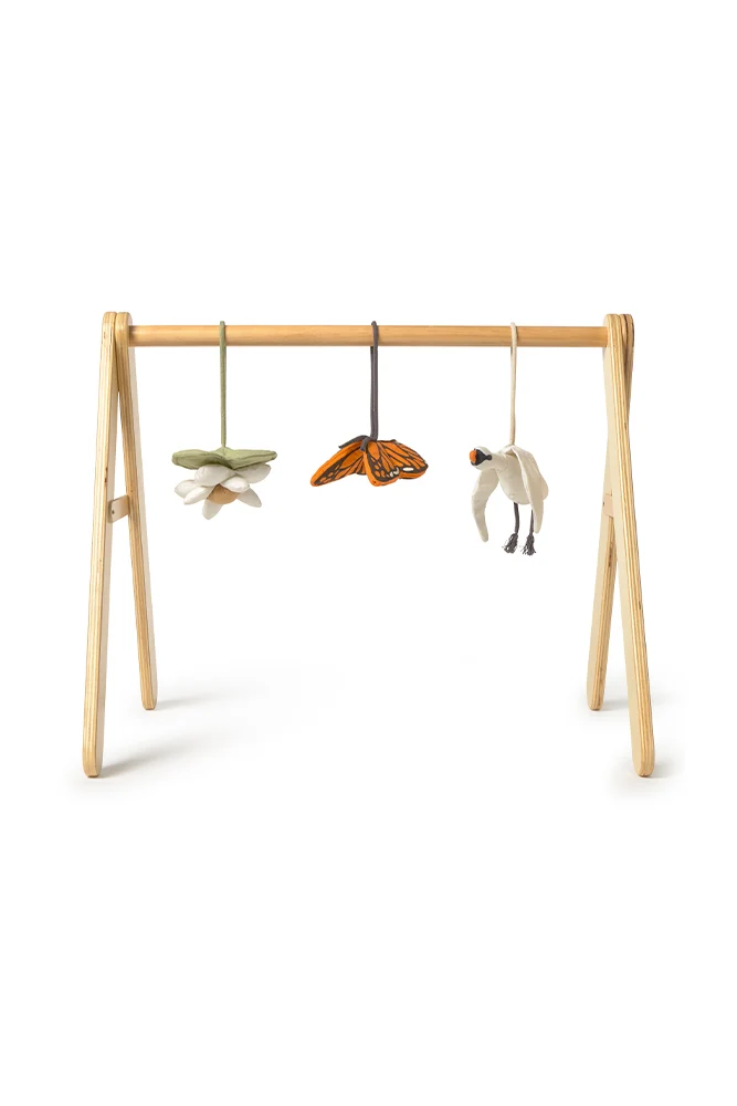 Lorena Canals Baby-Gym Swan (mit Set aus 3 Rassel-Anhängern)
